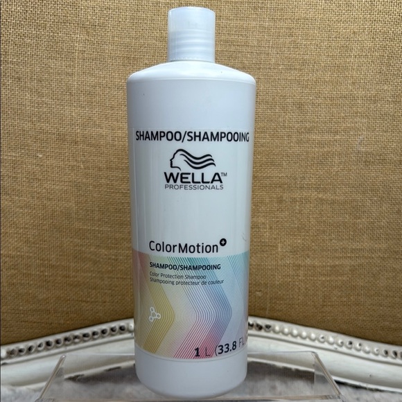 Wella | ColorMotion+ Shampoo, 1L - Picture 2 of 3